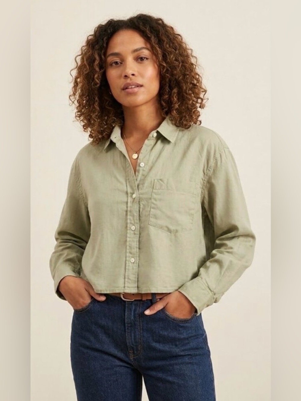 Everlane Way Short Shirt in Sage Green Silky Cotton
